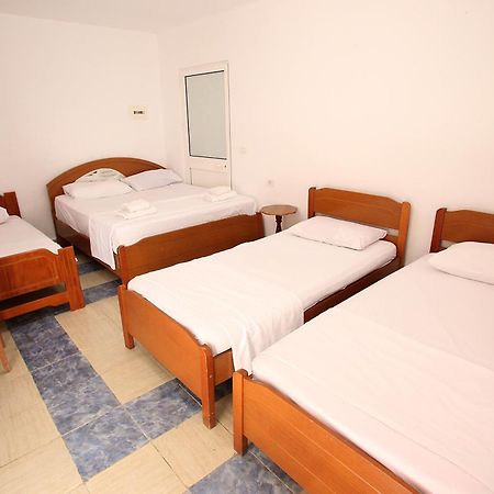 Vila Hyseni Durrës Camera foto